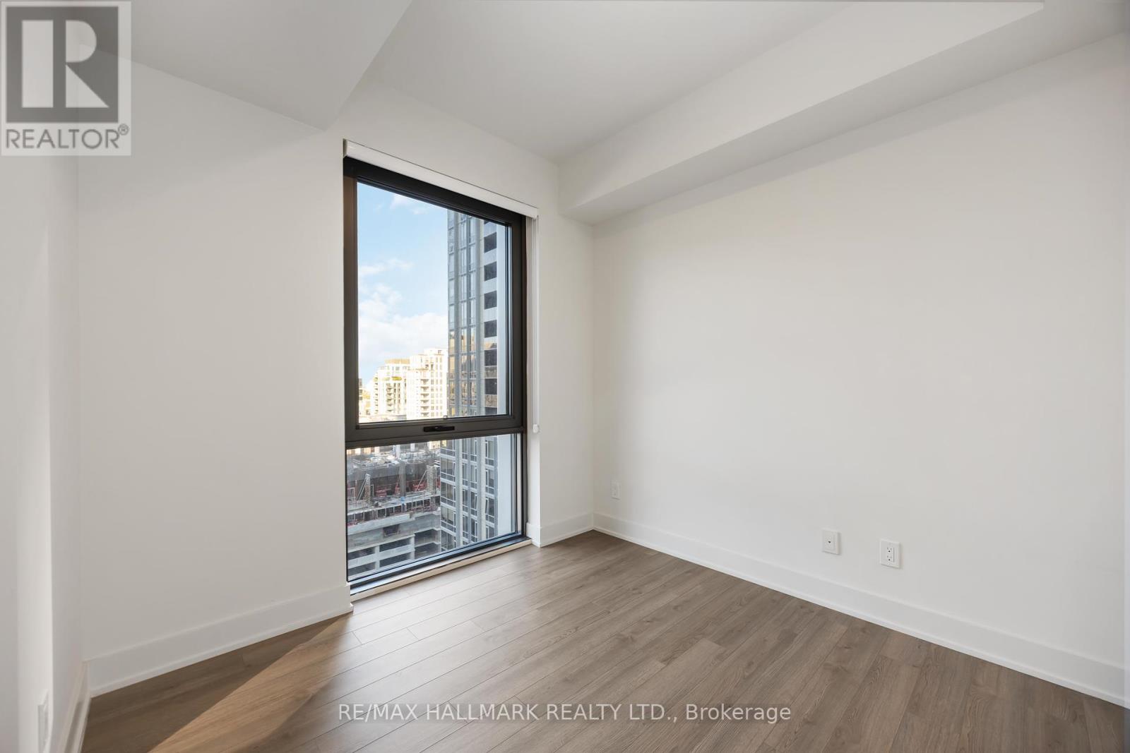 1403 - 8 Cumberland Street, Toronto (Annex), Ontario  M4W 0B6 - Photo 8 - C12456273