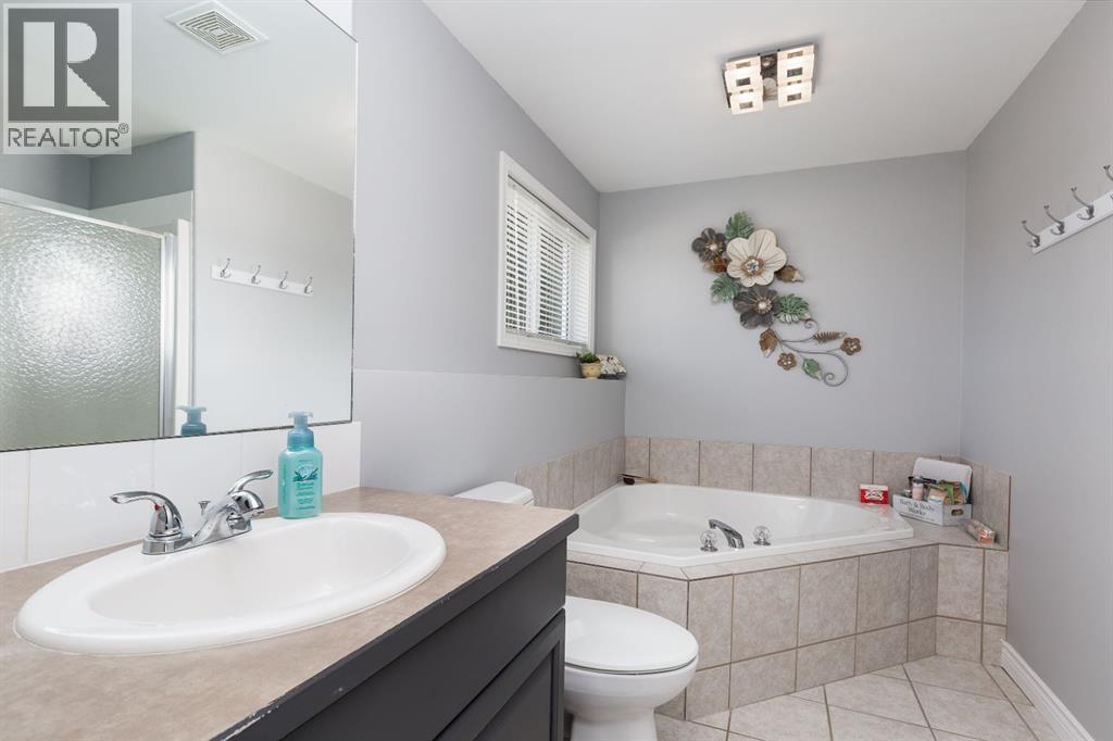 311, 23 Chilcotin Lane W, Lethbridge, Alberta  T1K 7S2 - Photo 13 - A2252928