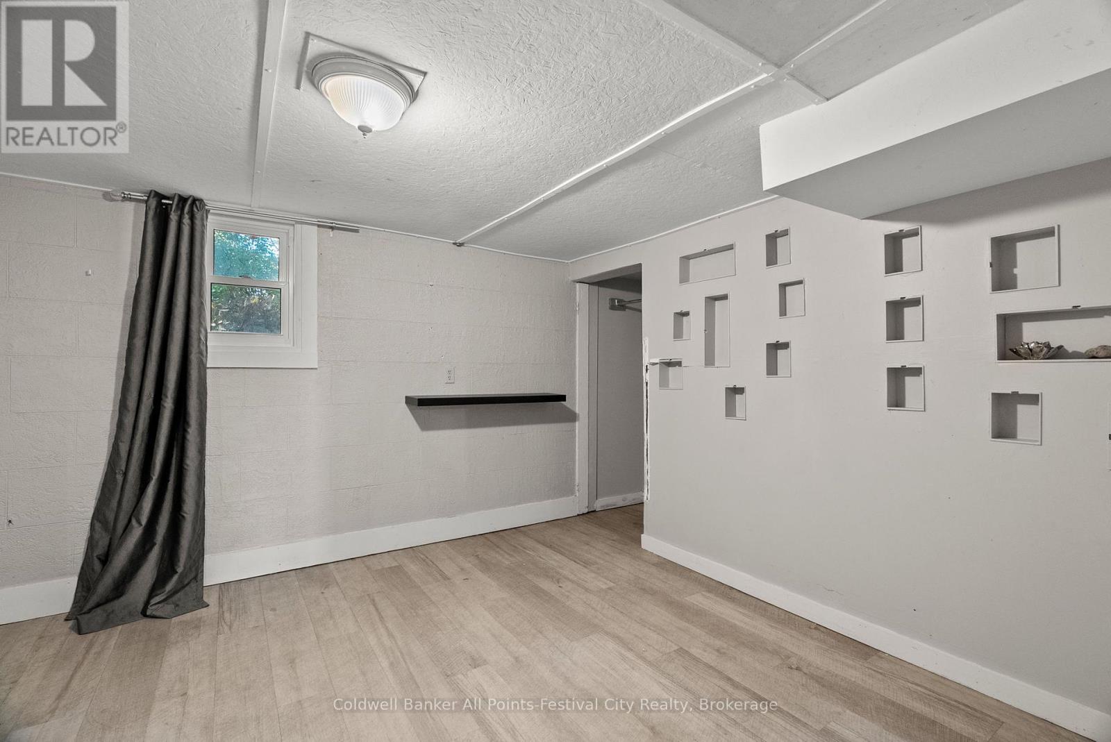 36404b Huron Road, Central Huron (Goderich), Ontario  N7A 3X8 - Photo 19 - X12456300
