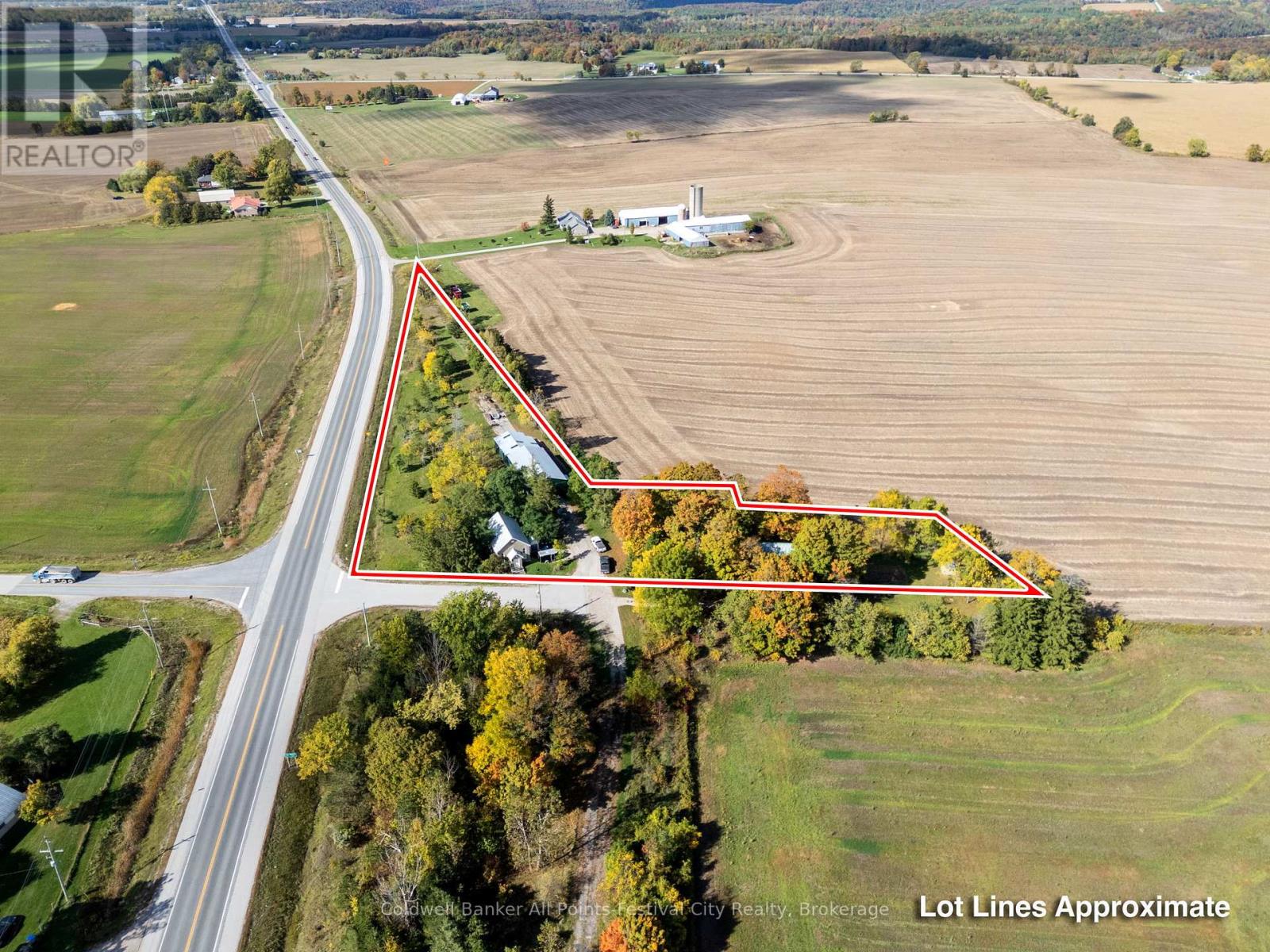 36404b Huron Road, Central Huron (Goderich), Ontario  N7A 3X8 - Photo 3 - X12456300