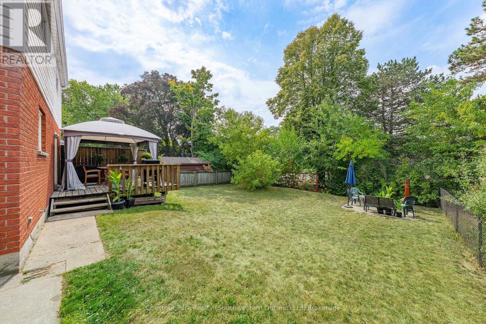 29 Ridgewood Avenue, Waterloo, Ontario  N2H 4L1 - Photo 39 - X12456320