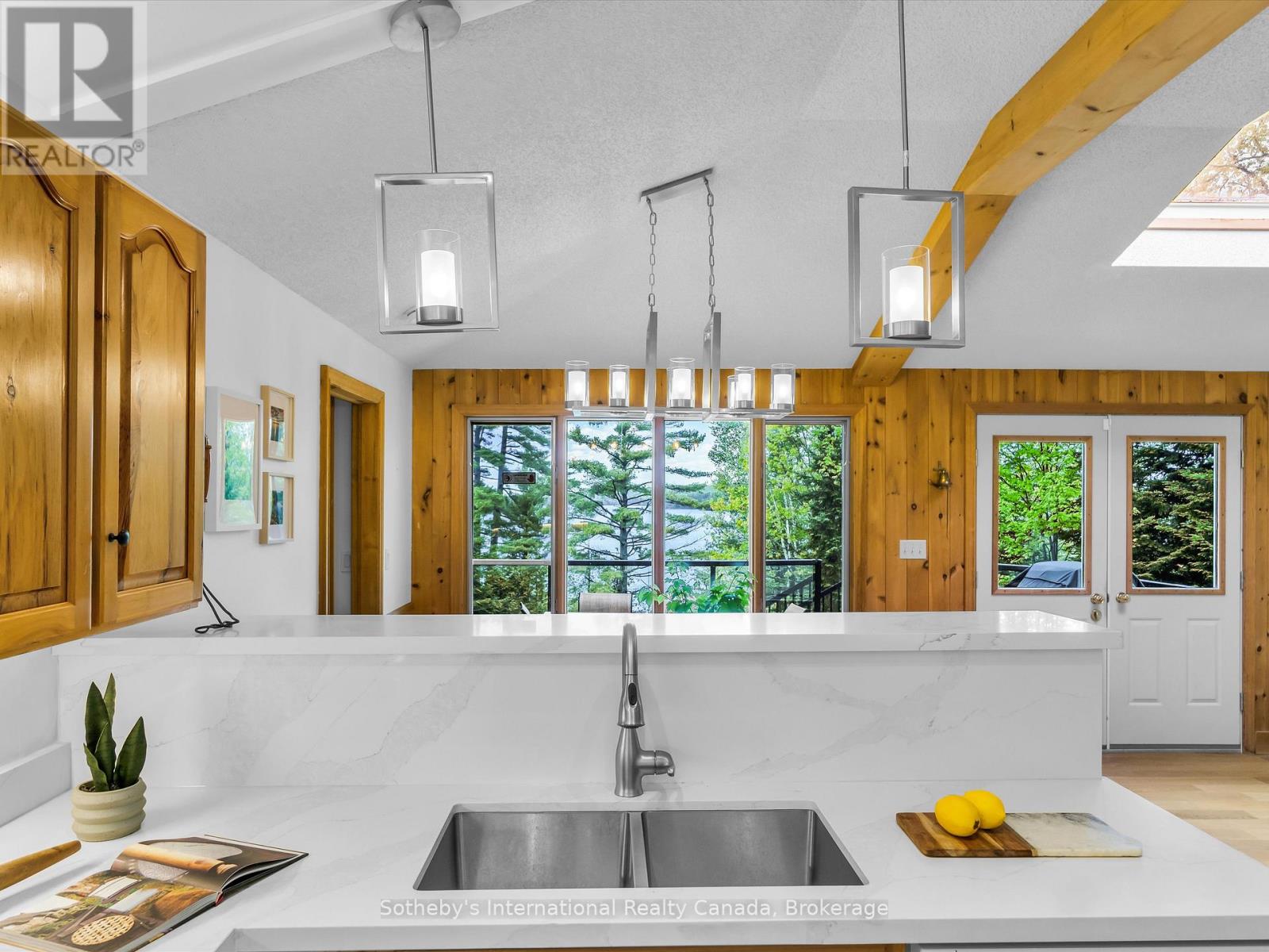 1093 Glenmount Road, Lake Of Bays (Ridout), Ontario  P0B 1A0 - Photo 33 - X12456436