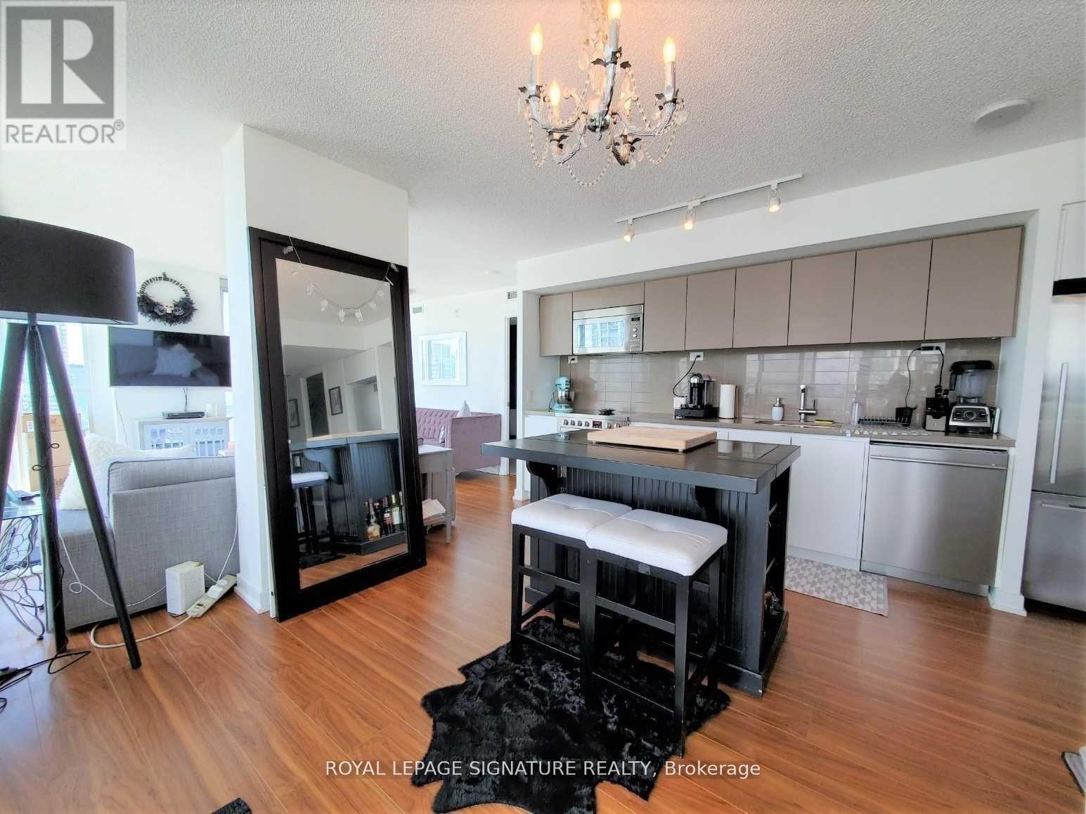 4101 - 75 QUEENS WHARF ROAD, Toronto, Ontario