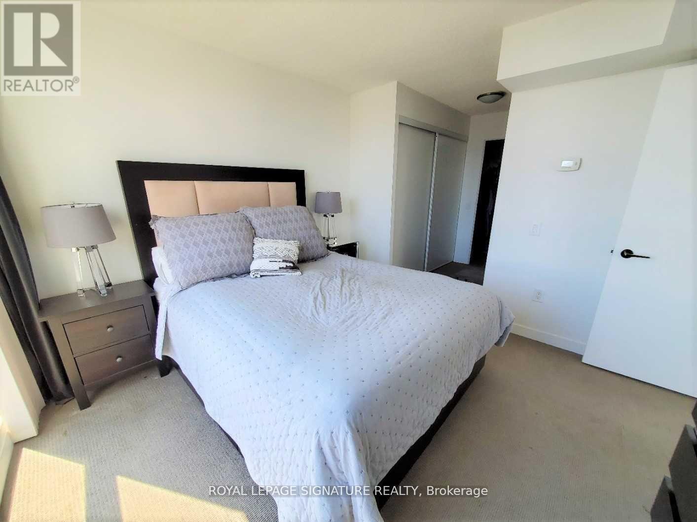 4101 - 75 Queens Wharf Road, Toronto, Ontario  M5V 0J8 - Photo 10 - C12456085