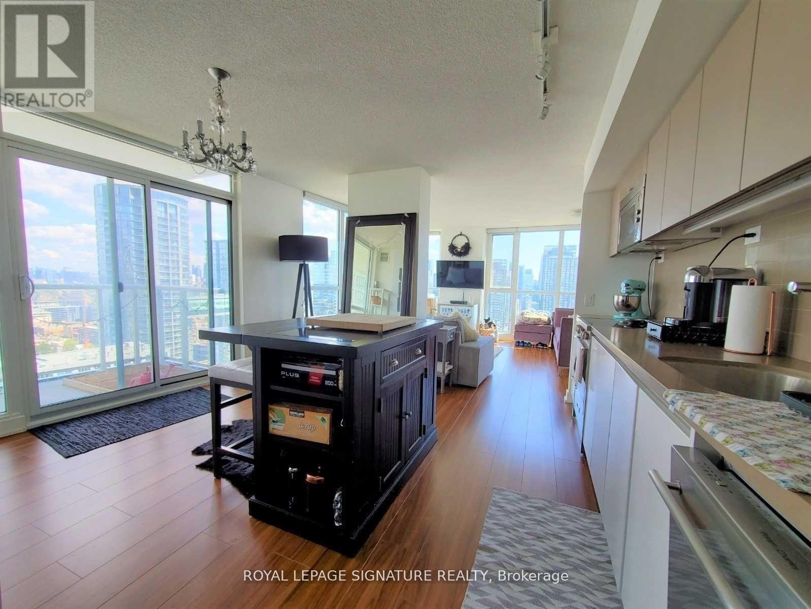 4101 - 75 Queens Wharf Road, Toronto, Ontario  M5V 0J8 - Photo 2 - C12456085