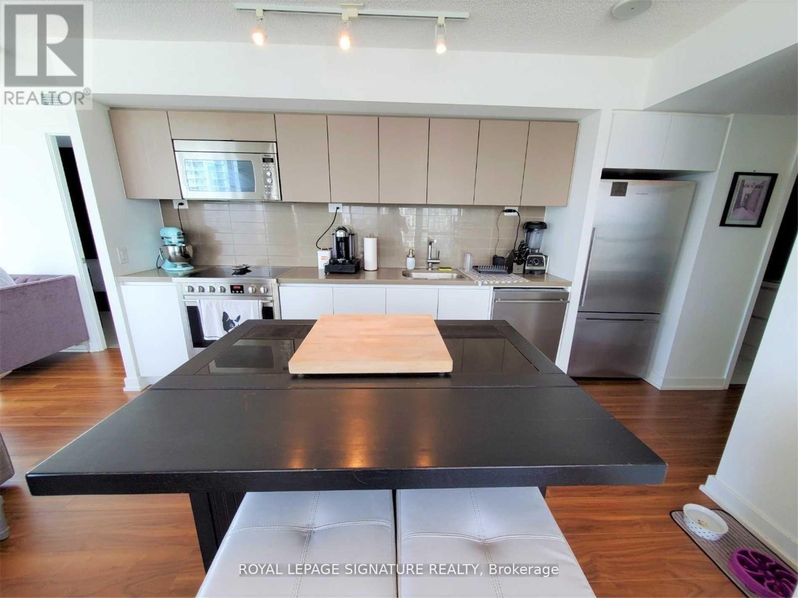 4101 - 75 Queens Wharf Road, Toronto, Ontario  M5V 0J8 - Photo 4 - C12456085