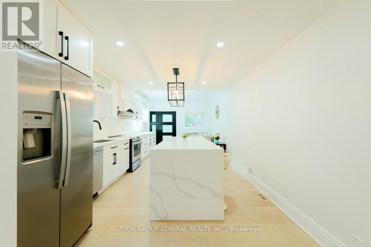 70 Carlaw Avenue, Toronto, Ontario  M4M 2R7 - Photo 14 - E12456212