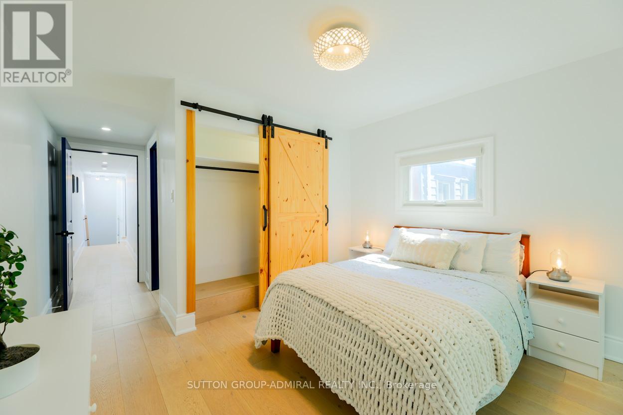 70 Carlaw Avenue, Toronto, Ontario  M4M 2R7 - Photo 36 - E12456212
