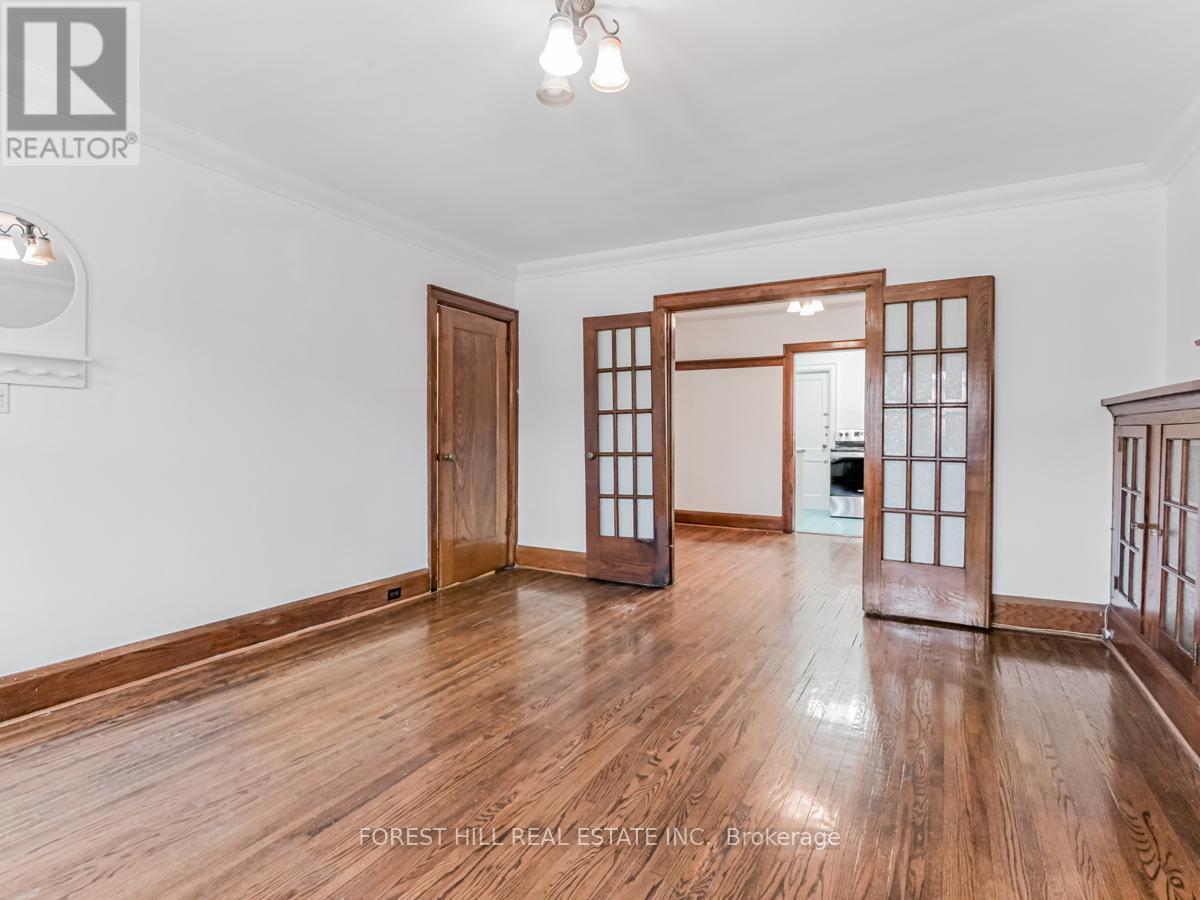 Main - 27 Scarboro Beach Boulevard E, Toronto, Ontario  M4E 2W9 - Photo 10 - E12456257