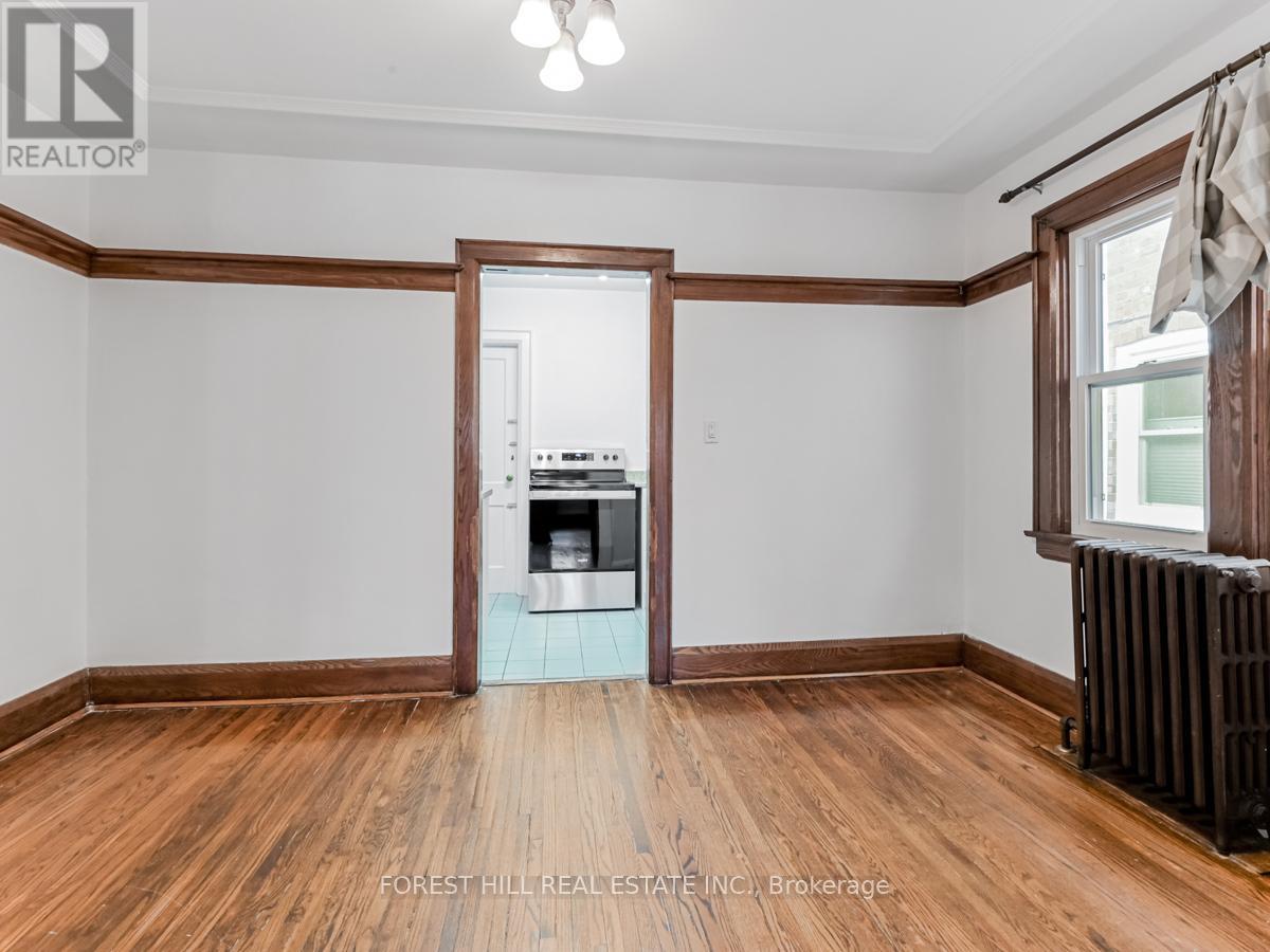 Main - 27 Scarboro Beach Boulevard E, Toronto, Ontario  M4E 2W9 - Photo 11 - E12456257