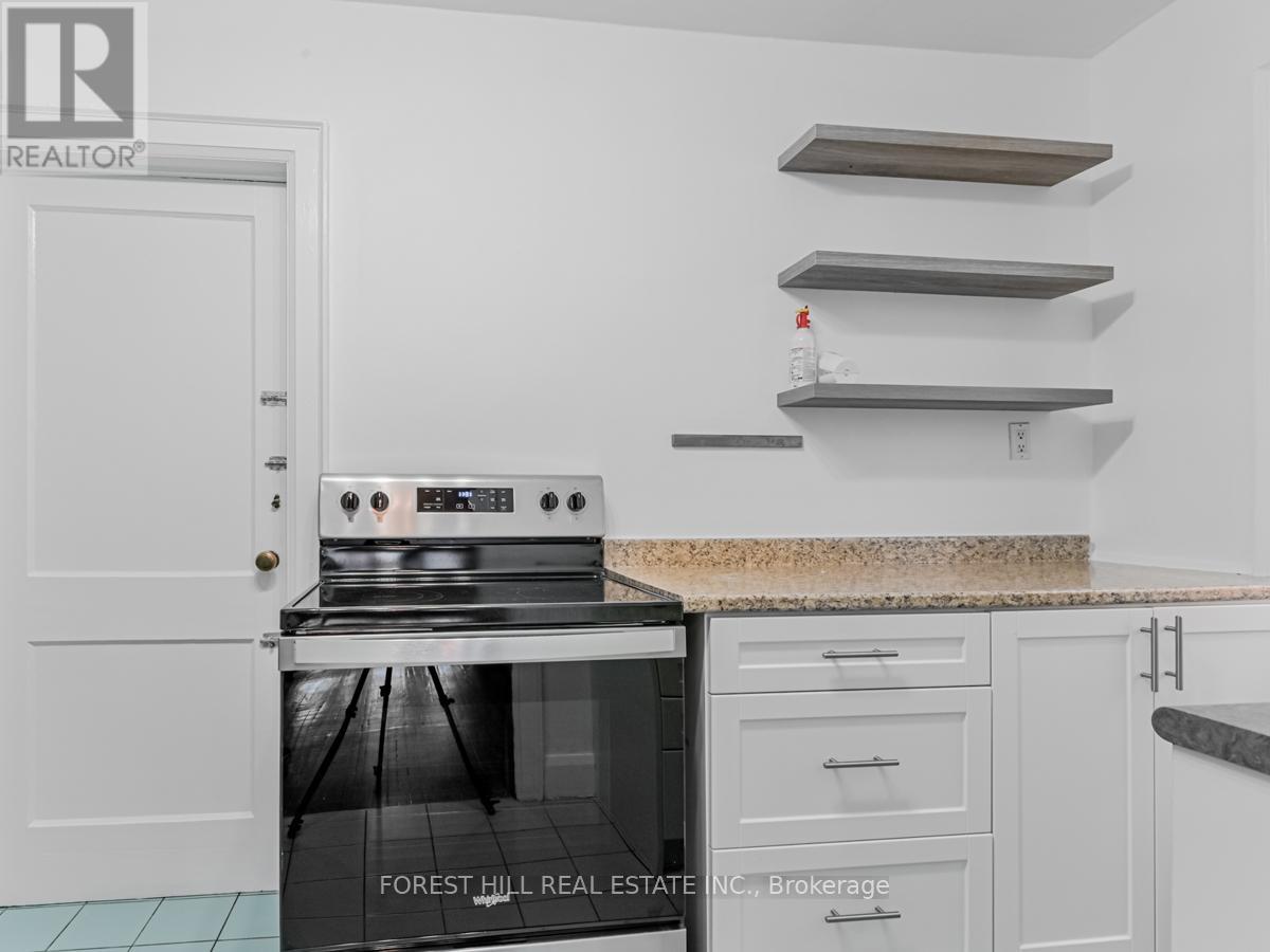 Main - 27 Scarboro Beach Boulevard E, Toronto, Ontario  M4E 2W9 - Photo 14 - E12456257