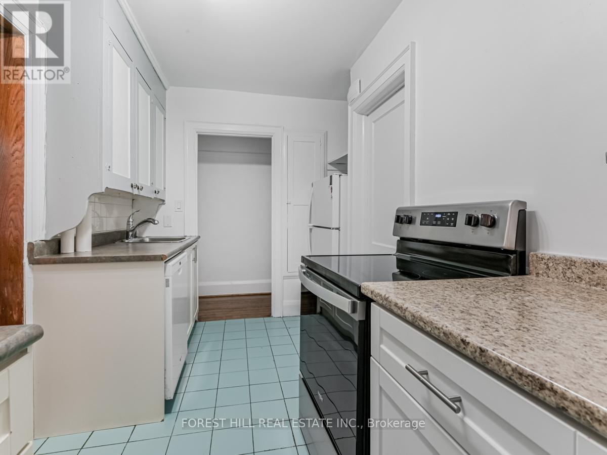 Main - 27 Scarboro Beach Boulevard E, Toronto, Ontario  M4E 2W9 - Photo 15 - E12456257