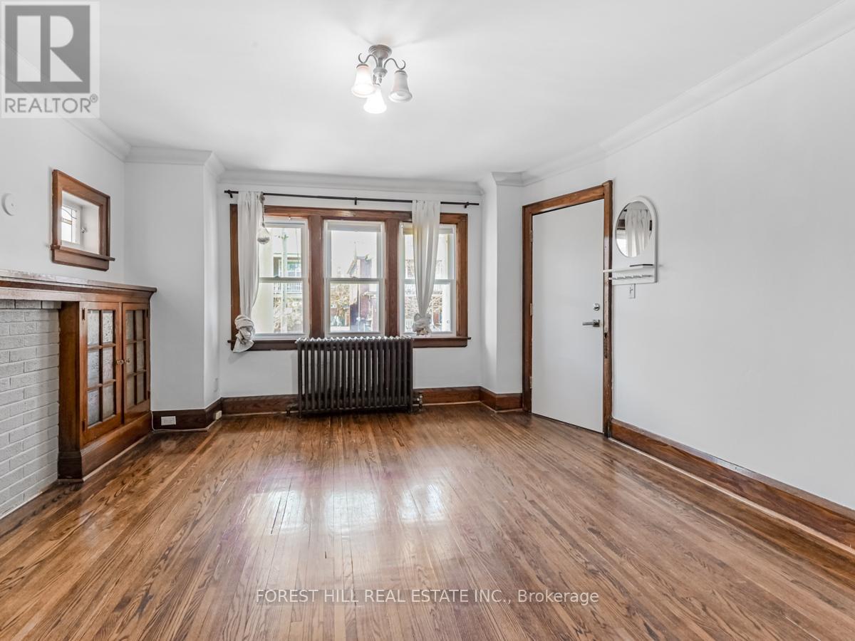 Main - 27 Scarboro Beach Boulevard E, Toronto, Ontario  M4E 2W9 - Photo 6 - E12456257