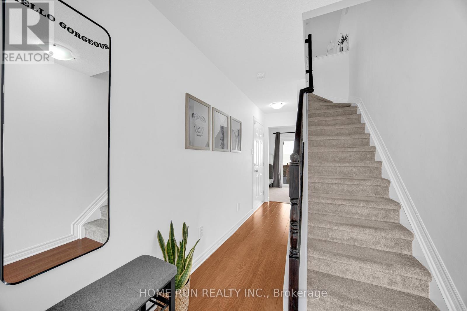 527 Simran Private, Ottawa, Ontario  K2J 3T2 - Photo 4 - X12456292