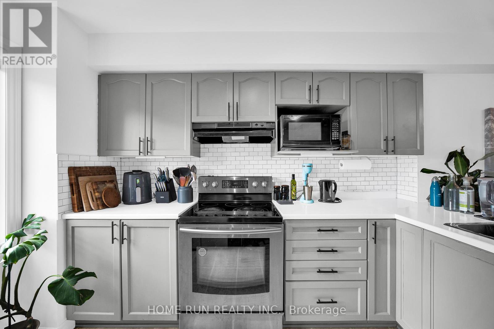 527 Simran Private, Ottawa, Ontario  K2J 3T2 - Photo 9 - X12456292