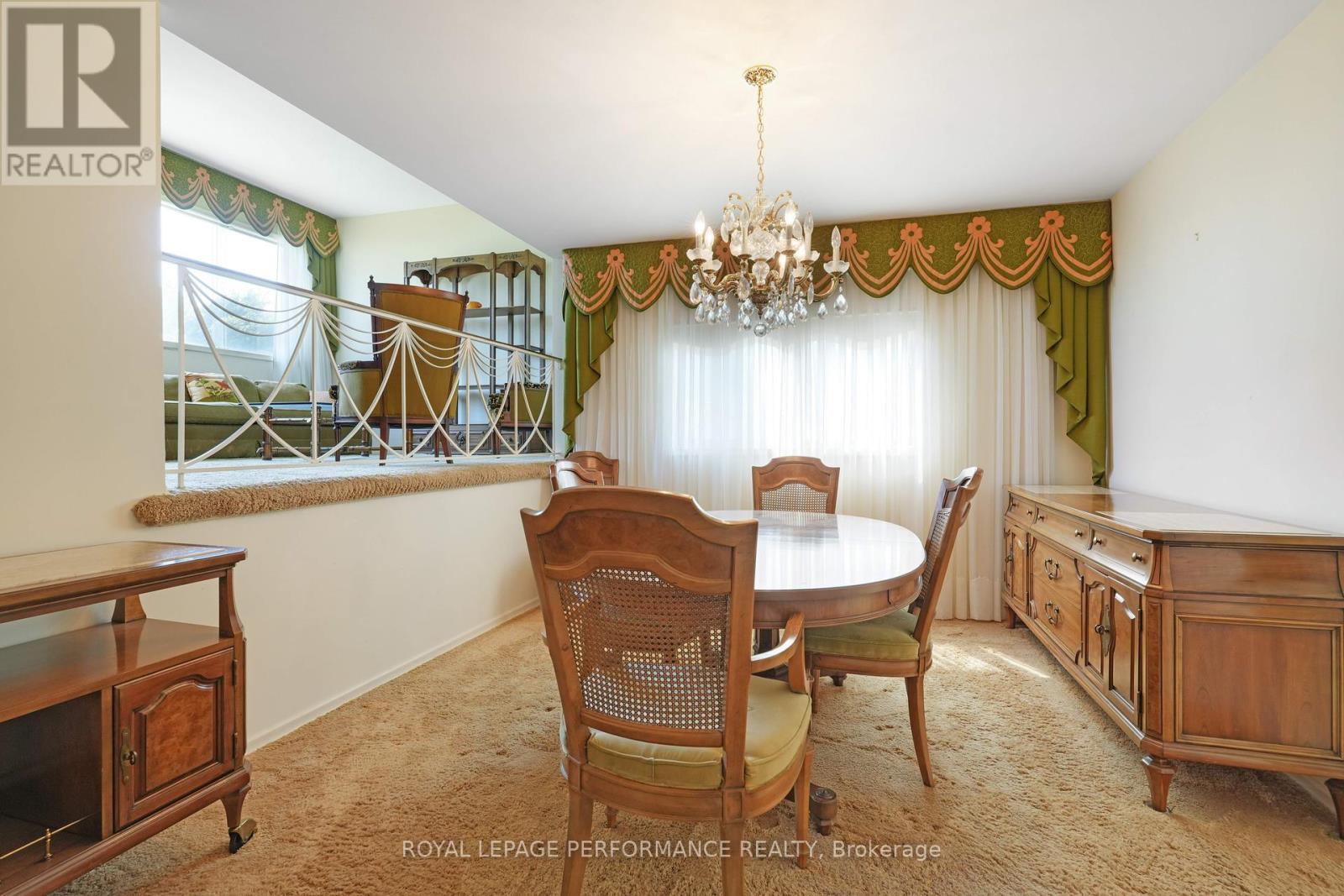 2194 Haig Drive, Ottawa, Ontario  K1G 2L2 - Photo 7 - X12456324