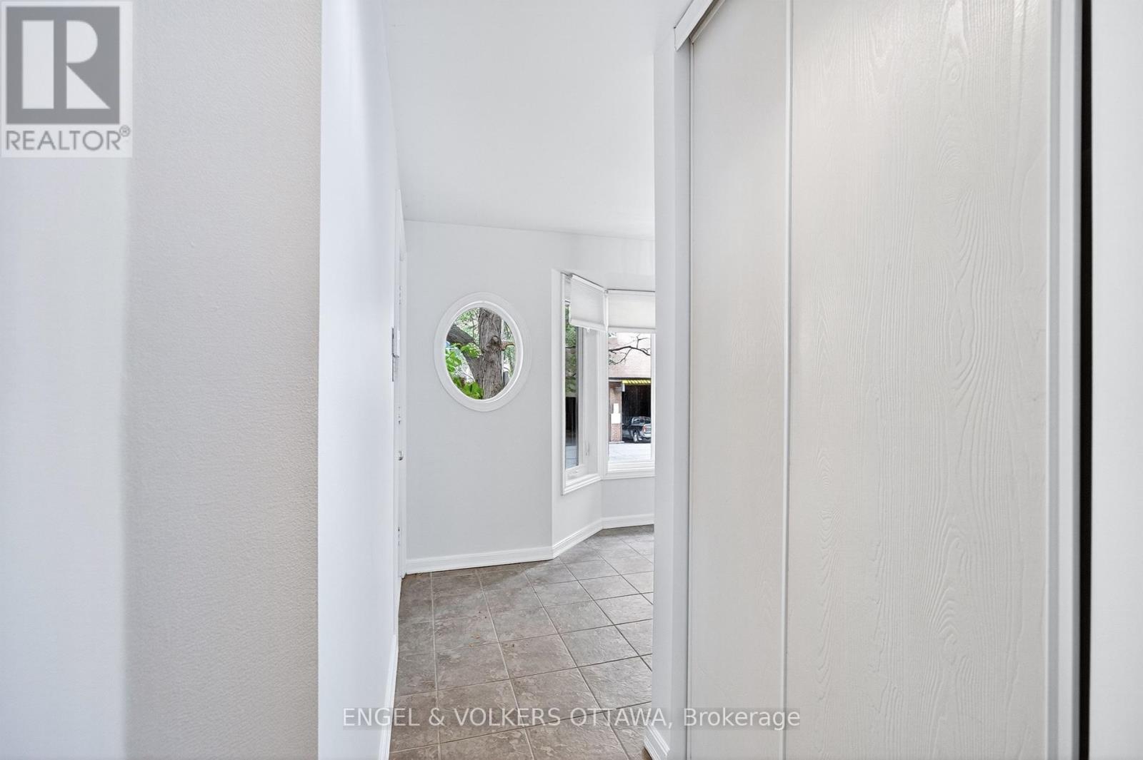 294 - 294 Gloucester Street, Ottawa, Ontario  K1R 5E4 - Photo 7 - X12456382