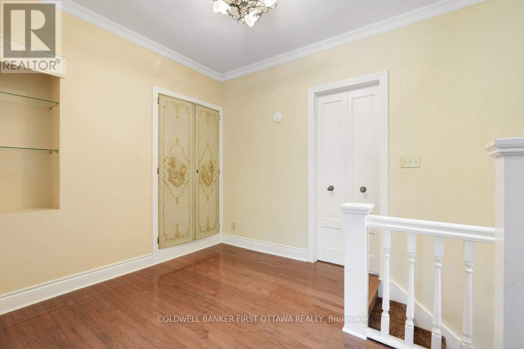 543 Besserer Street, Ottawa, Ontario  K1N 6C6 - Photo 19 - X12456394
