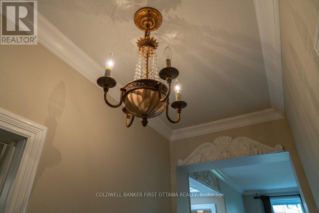 543 Besserer Street, Ottawa, Ontario  K1N 6C6 - Photo 30 - X12456394