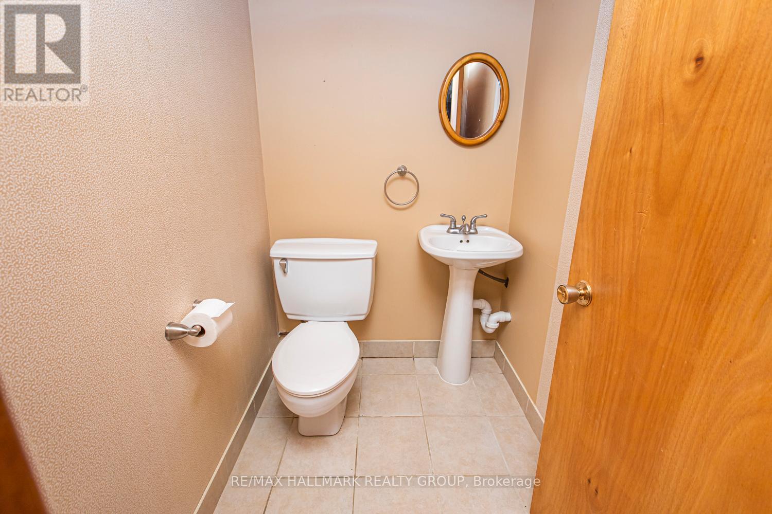 519 Cole Avenue, Ottawa, Ontario  K2A 2B2 - Photo 16 - X12456432