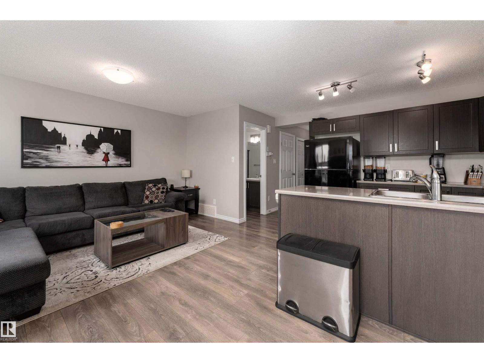 521 Ebbers Wy Nw, Edmonton, Alberta  T5Y 3T8 - Photo 8 - E4461641