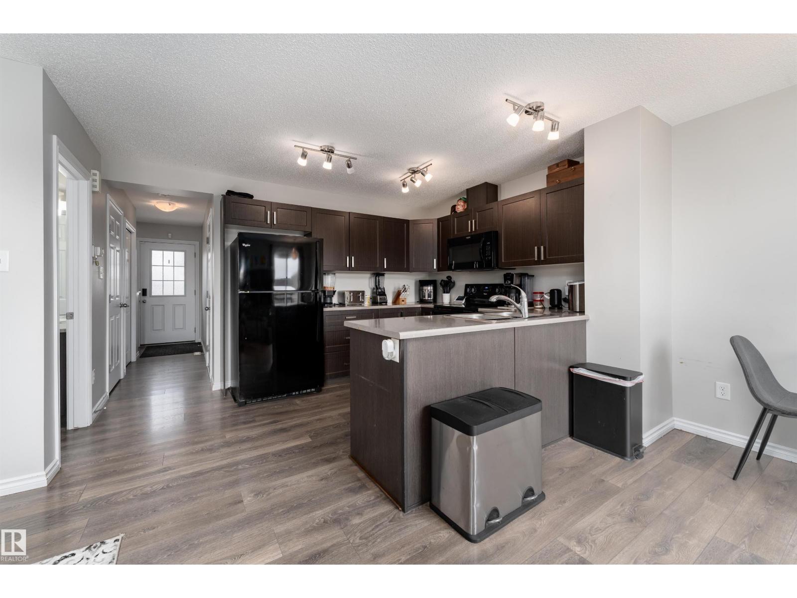 521 Ebbers Wy Nw, Edmonton, Alberta  T5Y 3T8 - Photo 9 - E4461641