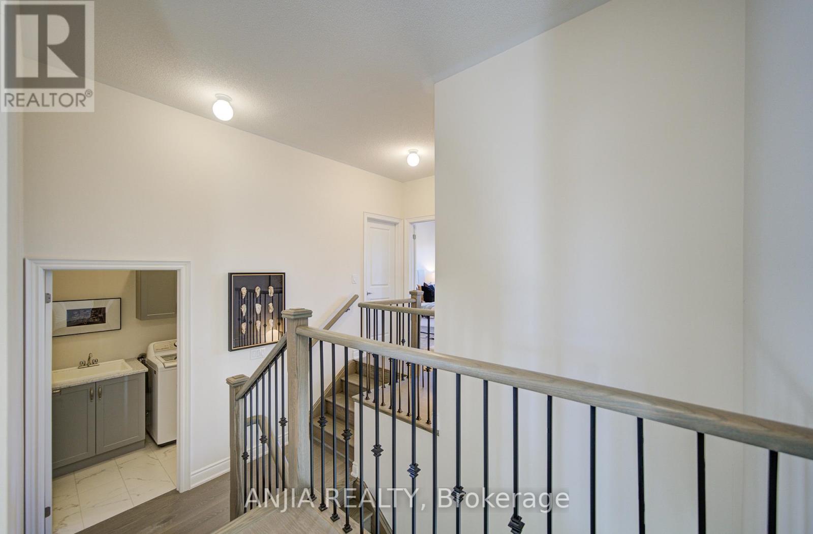 3 Joiner Circle, Whitchurch-Stouffville, Ontario  L4A 7X4 - Photo 33 - N12456236