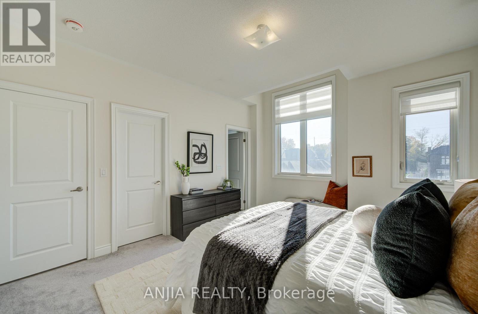 3 Joiner Circle, Whitchurch-Stouffville, Ontario  L4A 7X4 - Photo 37 - N12456236