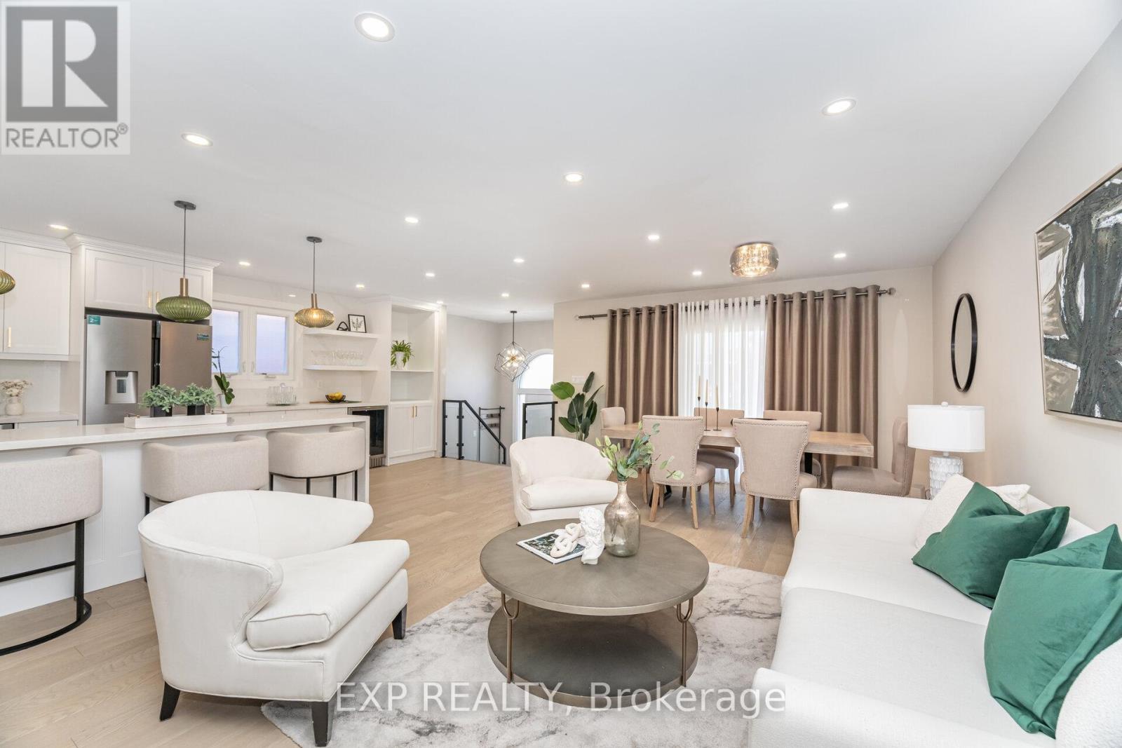 7 Boyne Highlands Court, Vaughan, Ontario  L4K 1K4 - Photo 15 - N12456254