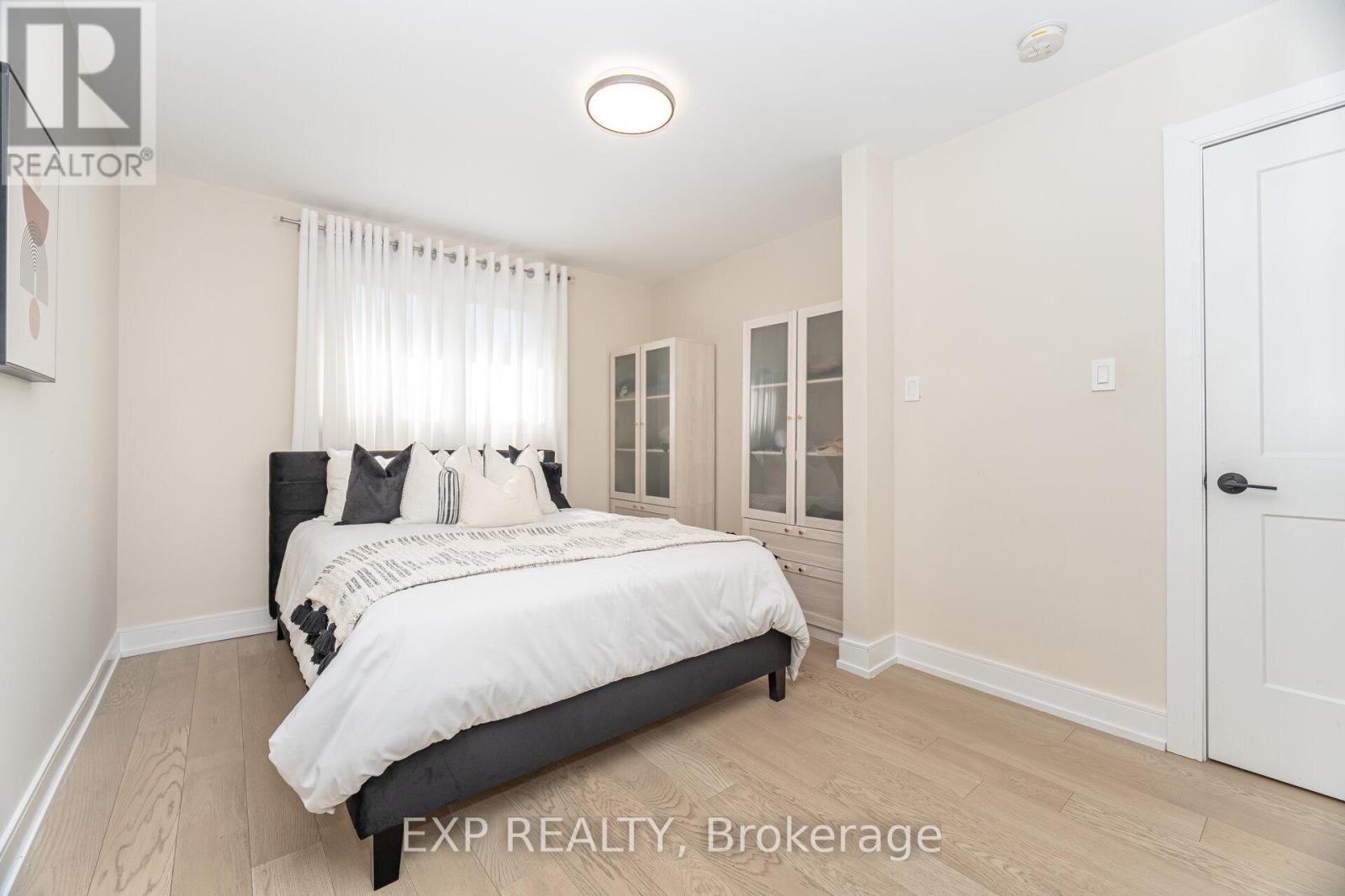 7 Boyne Highlands Court, Vaughan, Ontario  L4K 1K4 - Photo 20 - N12456254