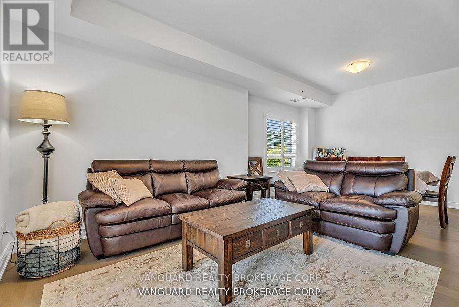 209 - 86 Woodbridge Avenue, Vaughan, Ontario  L4L 0E4 - Photo 14 - N12456259
