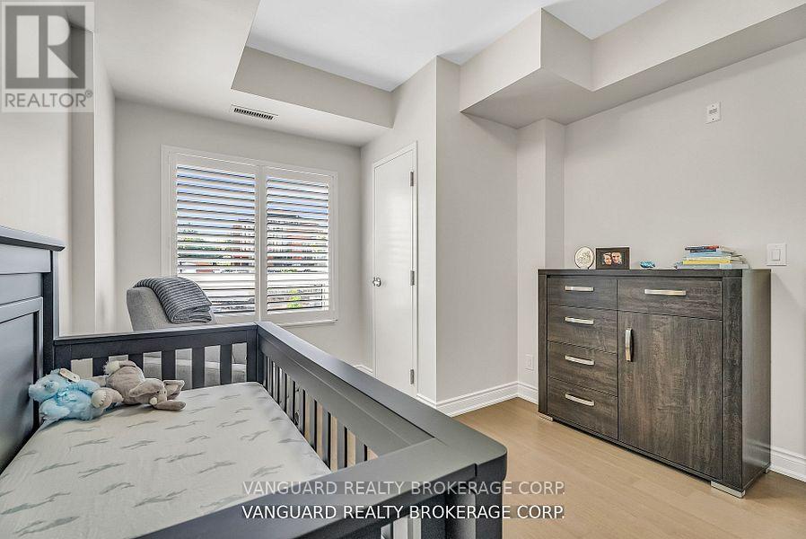 209 - 86 Woodbridge Avenue, Vaughan, Ontario  L4L 0E4 - Photo 31 - N12456259
