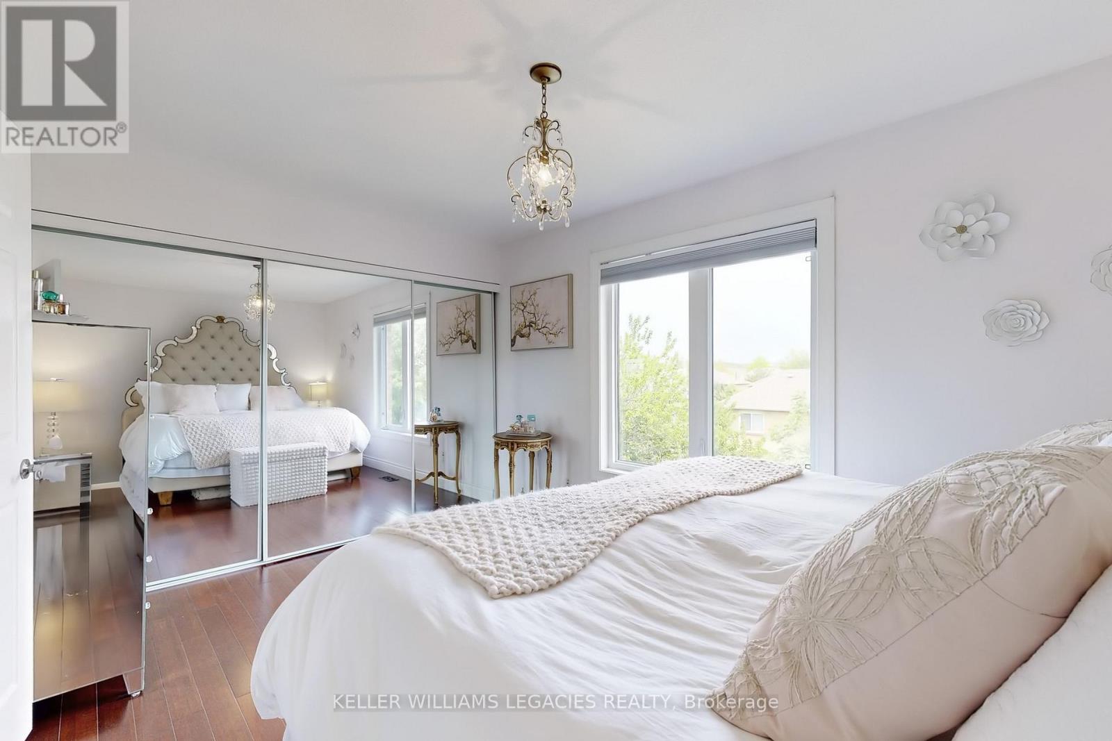 69 Crieff Avenue, Vaughan, Ontario  L6A 2B9 - Photo 22 - N12456263