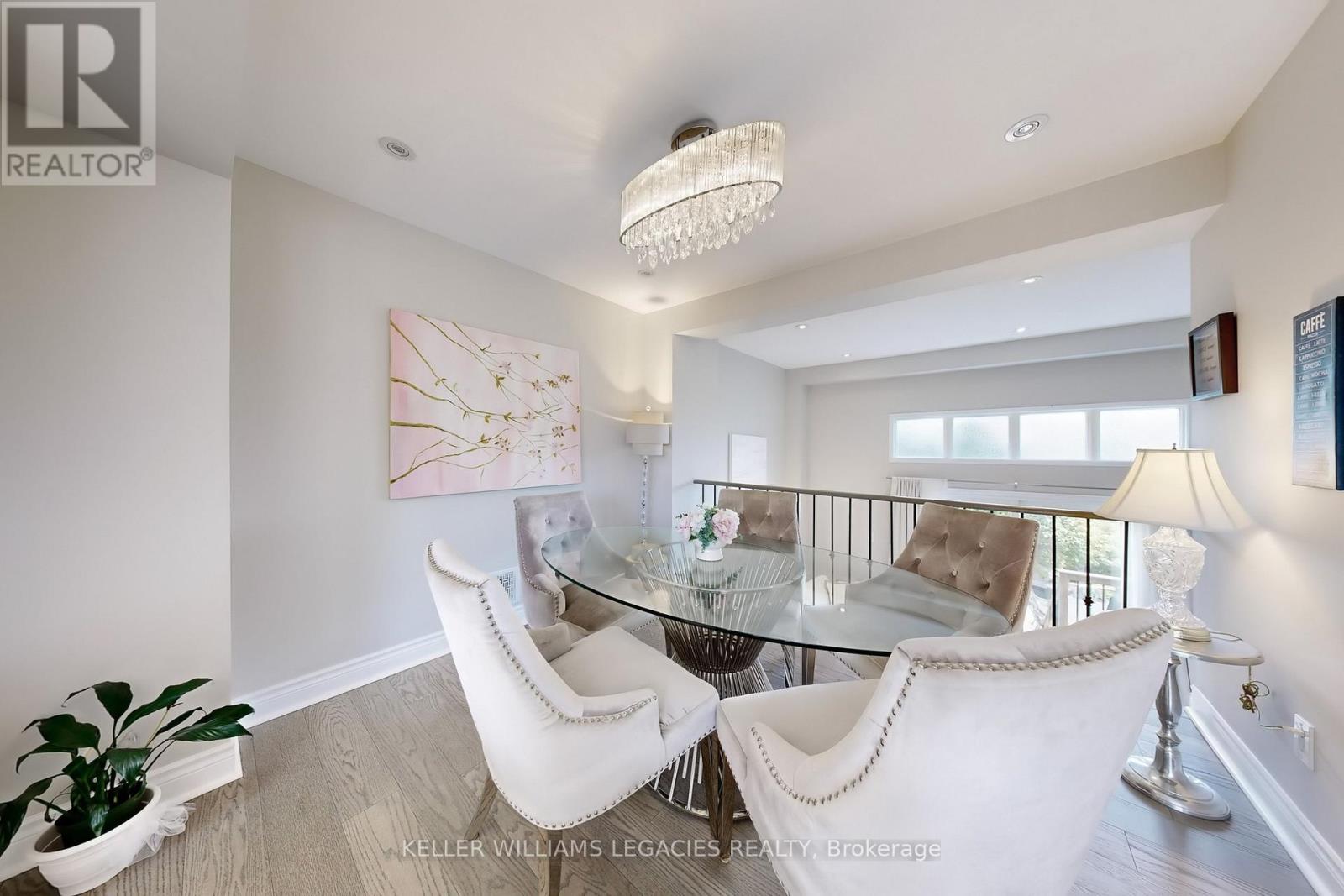 69 Crieff Avenue, Vaughan, Ontario  L6A 2B9 - Photo 9 - N12456263