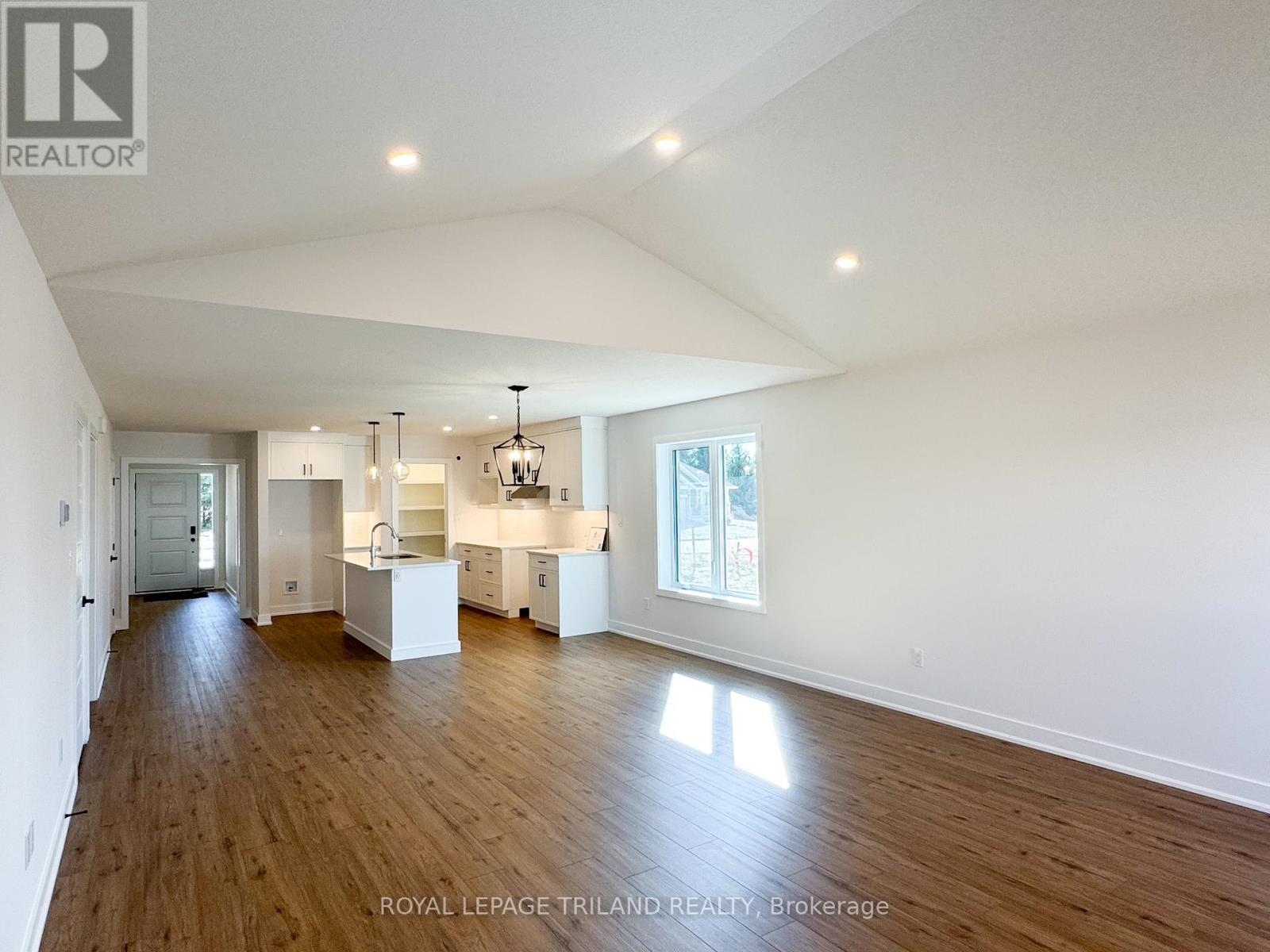 134 Styles Drive, St. Thomas, Ontario  N5R 0R1 - Photo 12 - X12456304