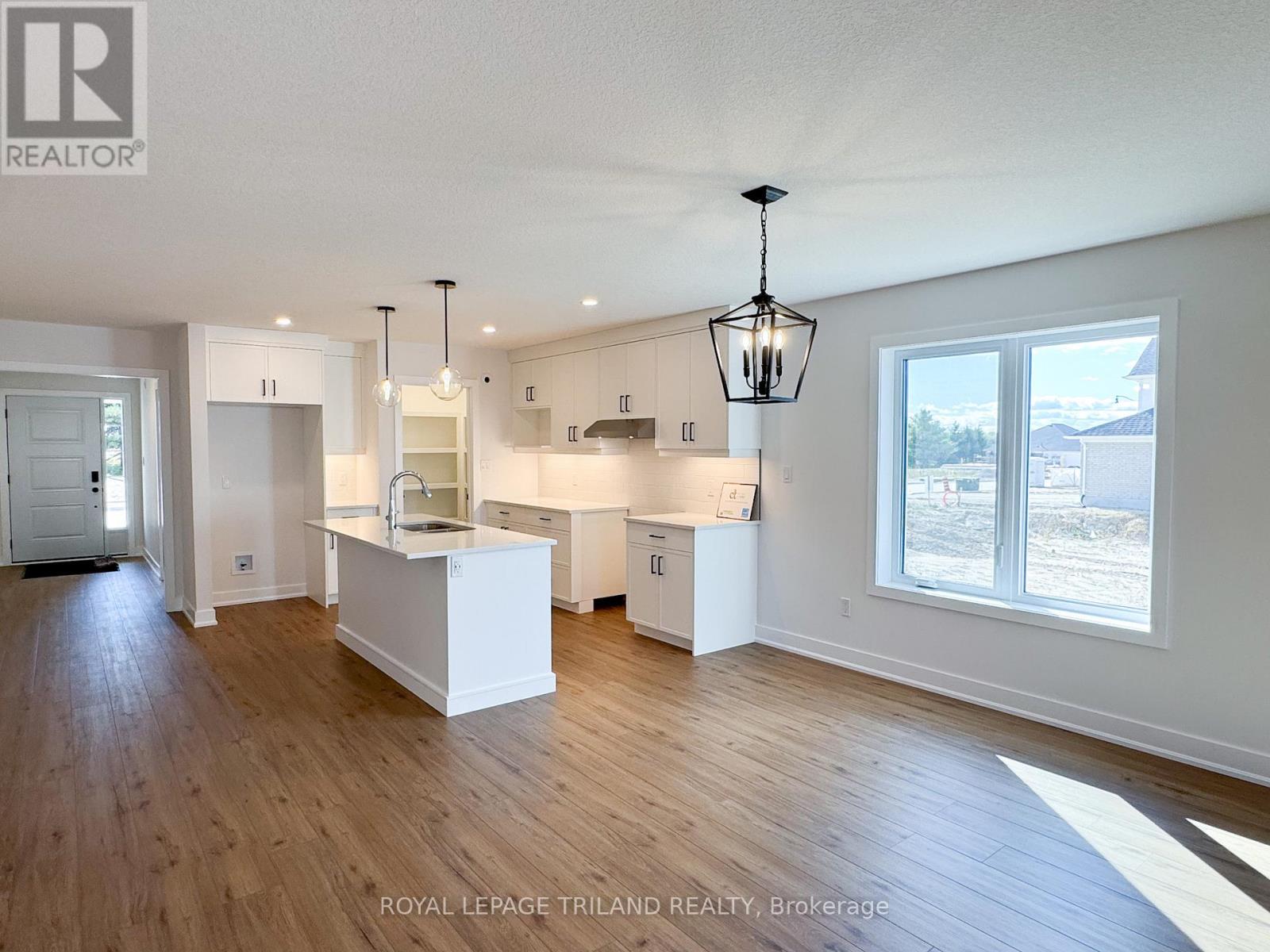 134 Styles Drive, St. Thomas, Ontario  N5R 0R1 - Photo 13 - X12456304
