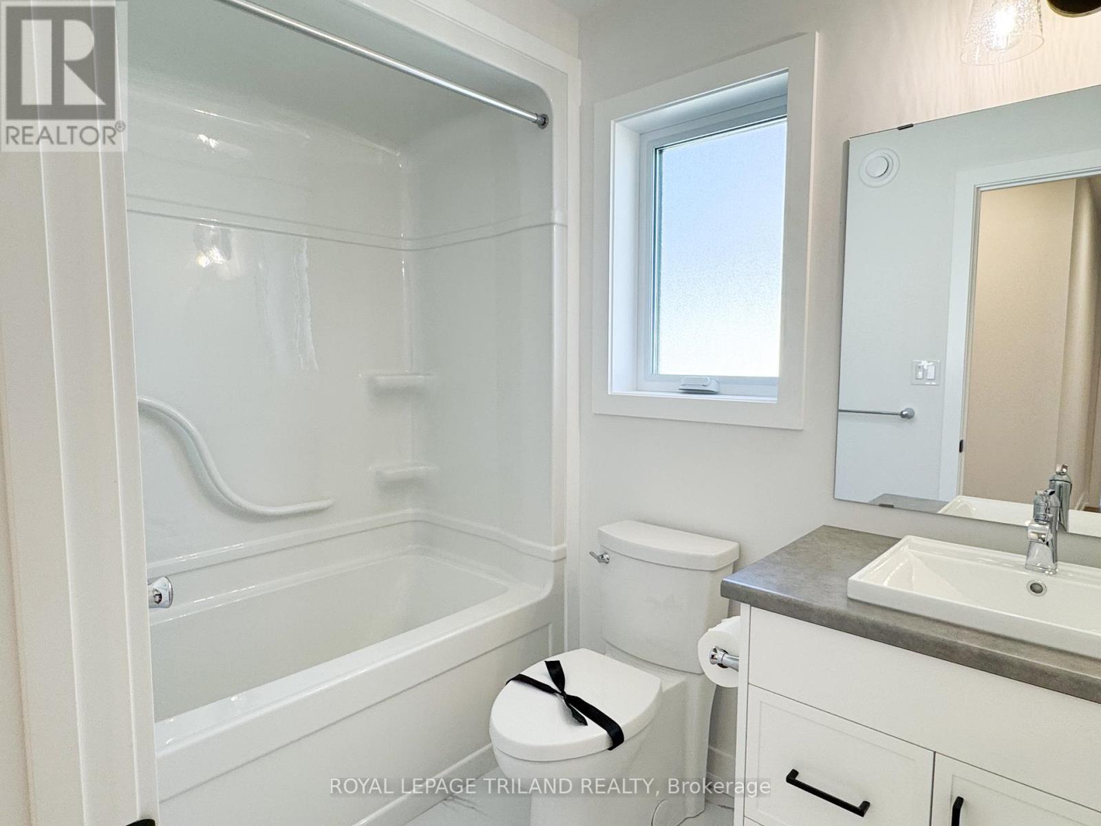 134 Styles Drive, St. Thomas, Ontario  N5R 0R1 - Photo 21 - X12456304