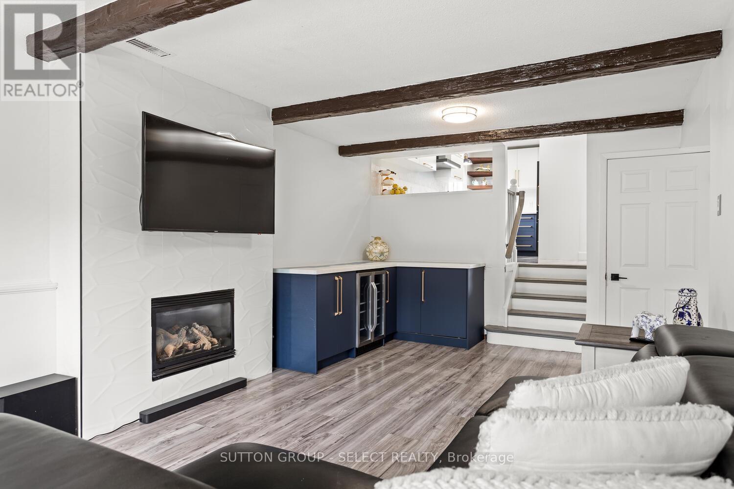 20 Lochern Road, London South, Ontario  N5Z 4L6 - Photo 27 - X12456377