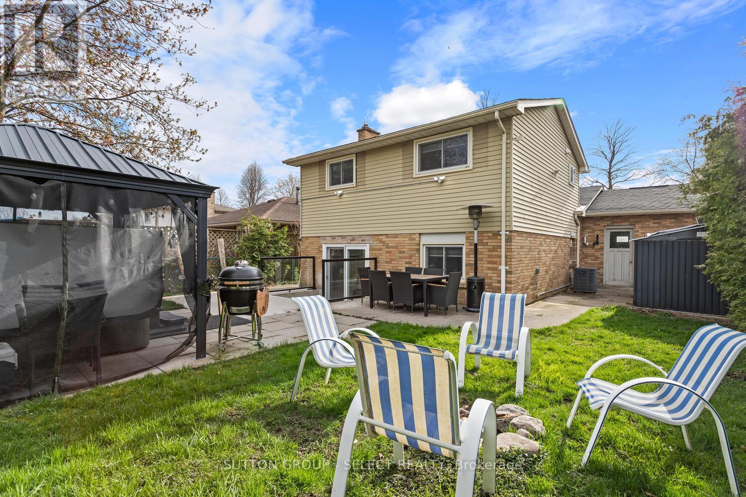 20 Lochern Road, London South, Ontario  N5Z 4L6 - Photo 43 - X12456377