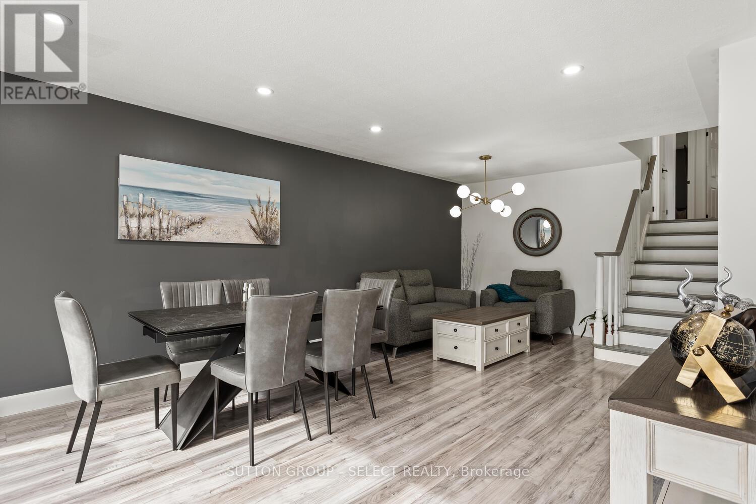 20 Lochern Road, London South, Ontario  N5Z 4L6 - Photo 5 - X12456377
