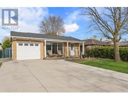 20 LOCHERN ROAD, London South, Ontario