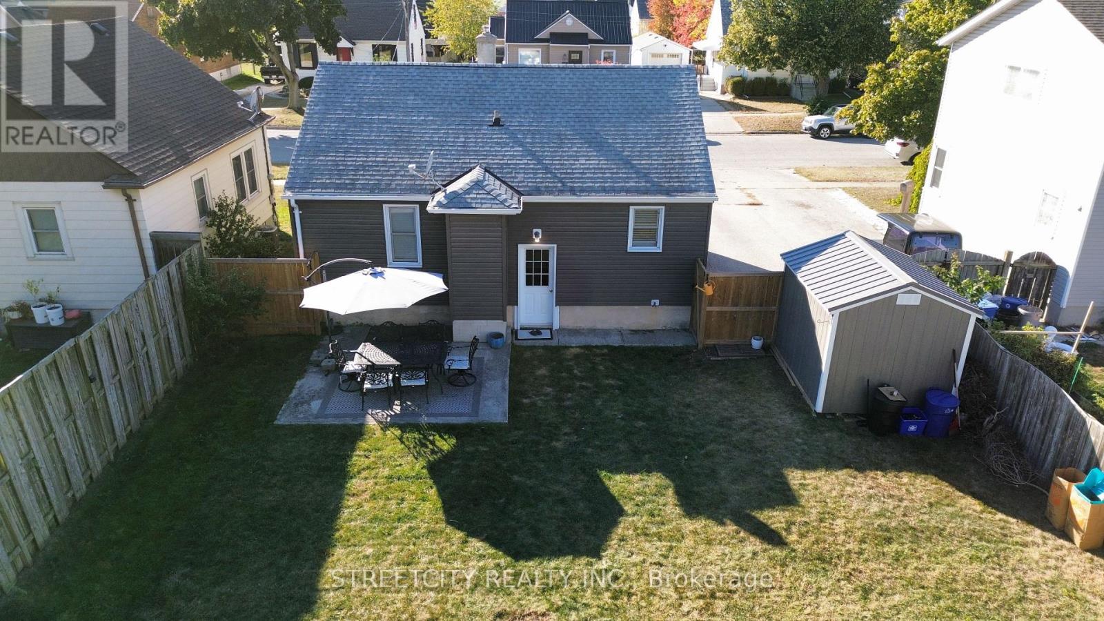 326 Cotterbury Street, Sarnia, Ontario  N7T 6M6 - Photo 15 - X12456378