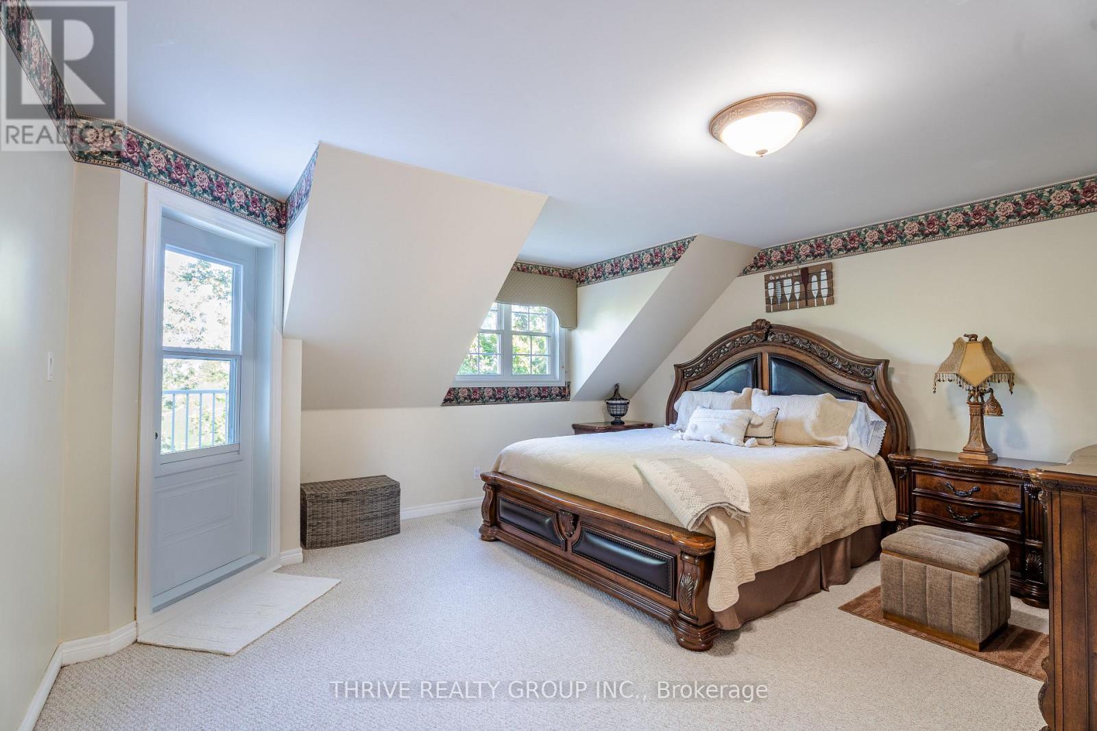 6228 Bethel Road, Warwick (Watford), Ontario  N0M 2S0 - Photo 11 - X12456387
