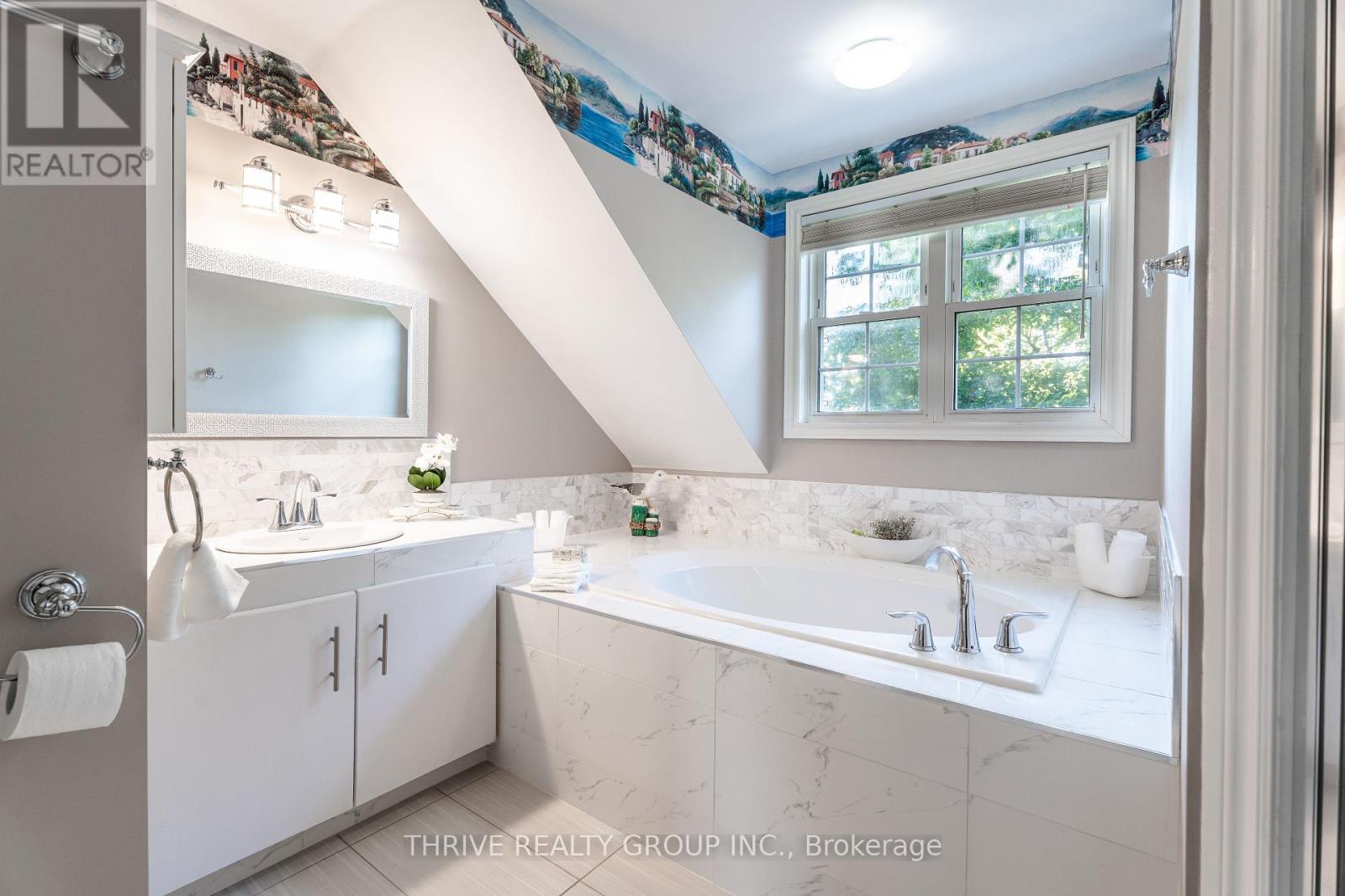 6228 Bethel Road, Warwick (Watford), Ontario  N0M 2S0 - Photo 14 - X12456387