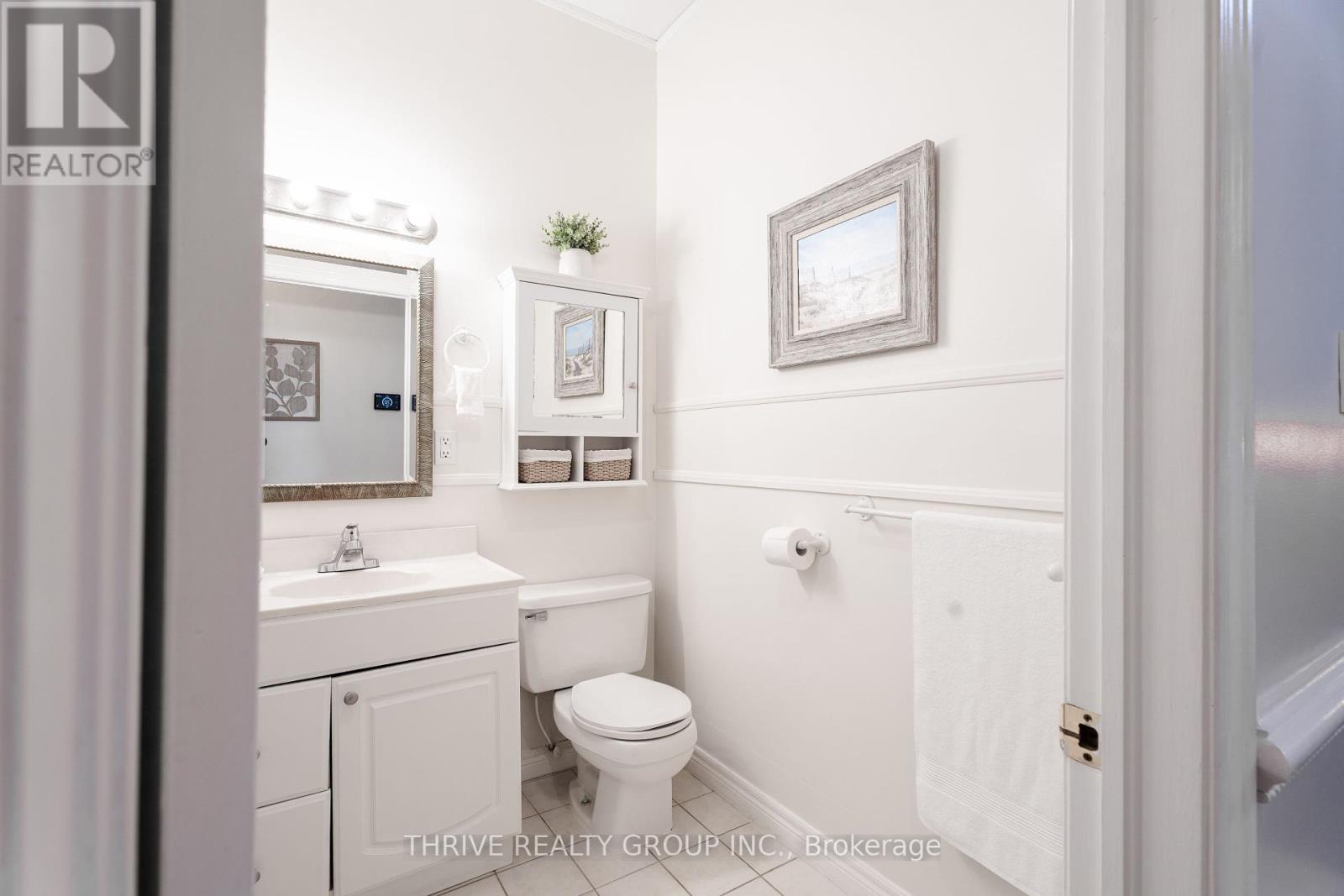 6228 Bethel Road, Warwick (Watford), Ontario  N0M 2S0 - Photo 17 - X12456387