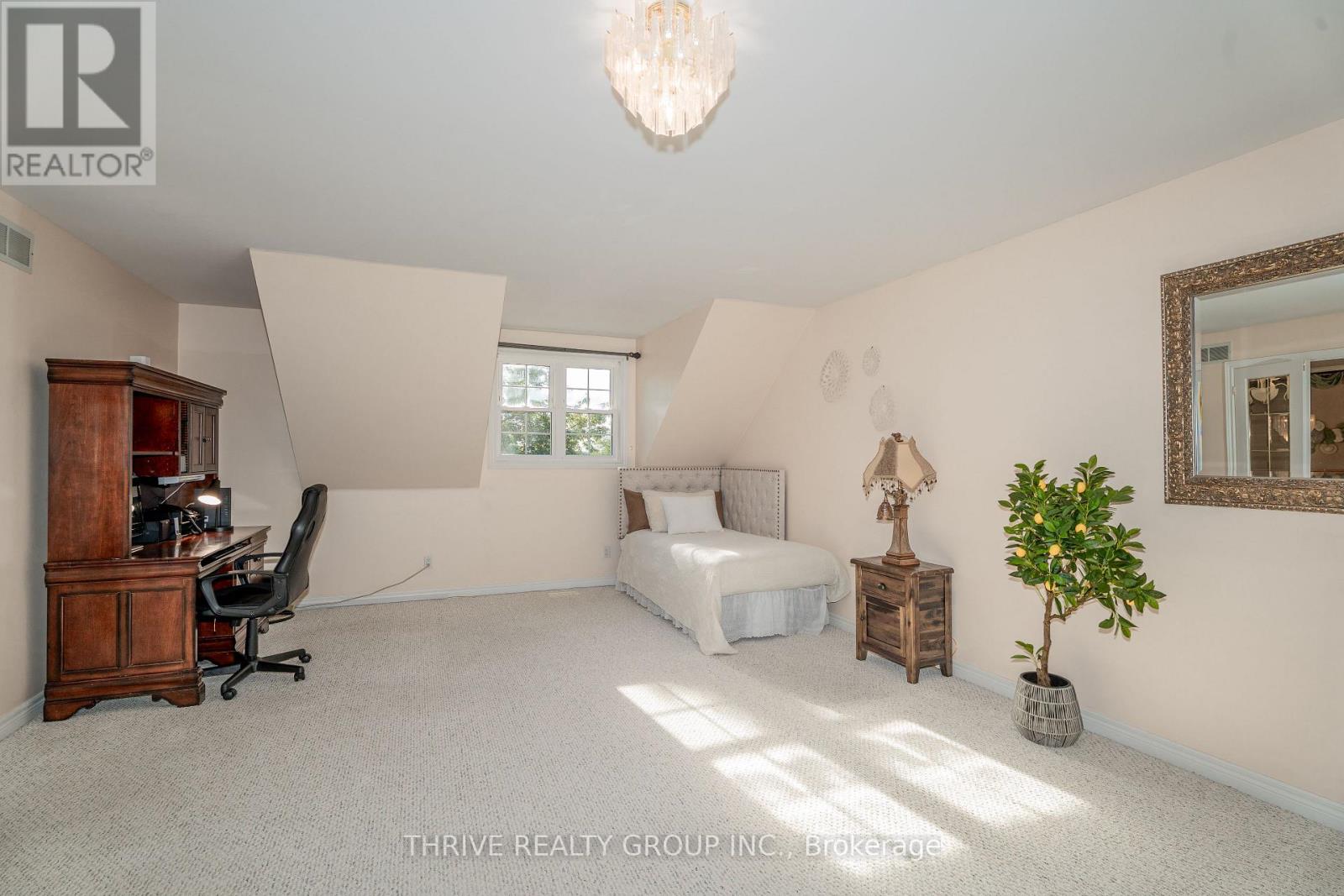 6228 Bethel Road, Warwick (Watford), Ontario  N0M 2S0 - Photo 24 - X12456387
