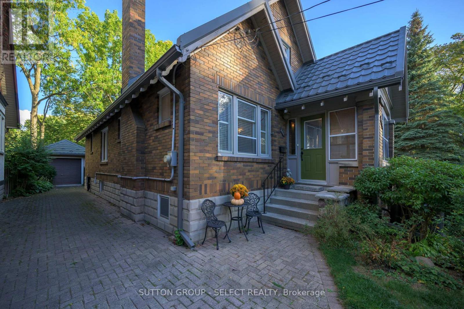 422 Cheapside Street, London East, Ontario  N5Y 3X1 - Photo 4 - X12456388