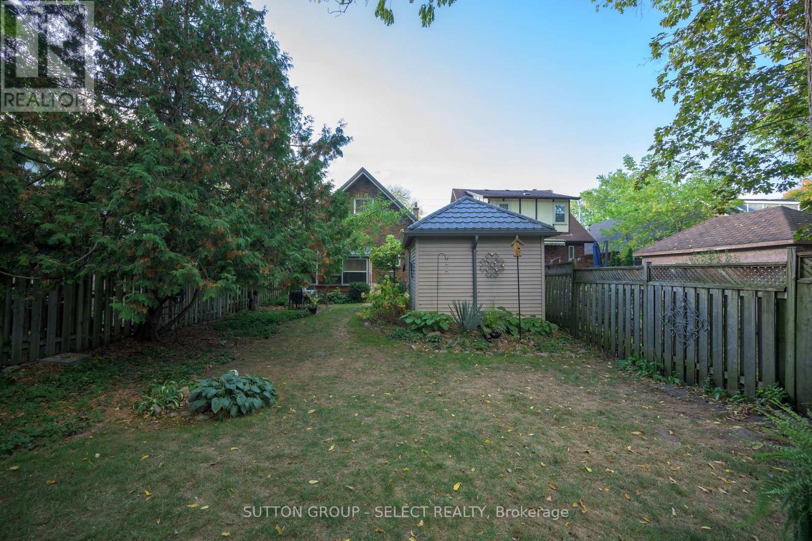 422 Cheapside Street, London East, Ontario  N5Y 3X1 - Photo 46 - X12456388