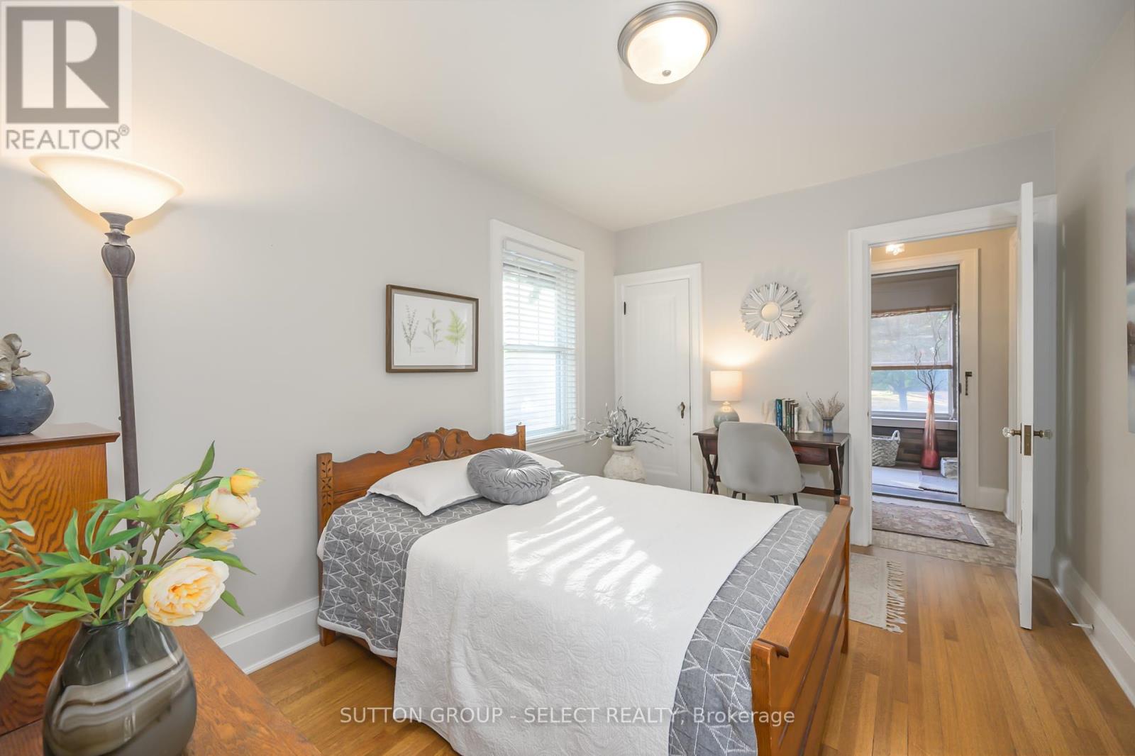 422 Cheapside Street, London East, Ontario  N5Y 3X1 - Photo 8 - X12456388