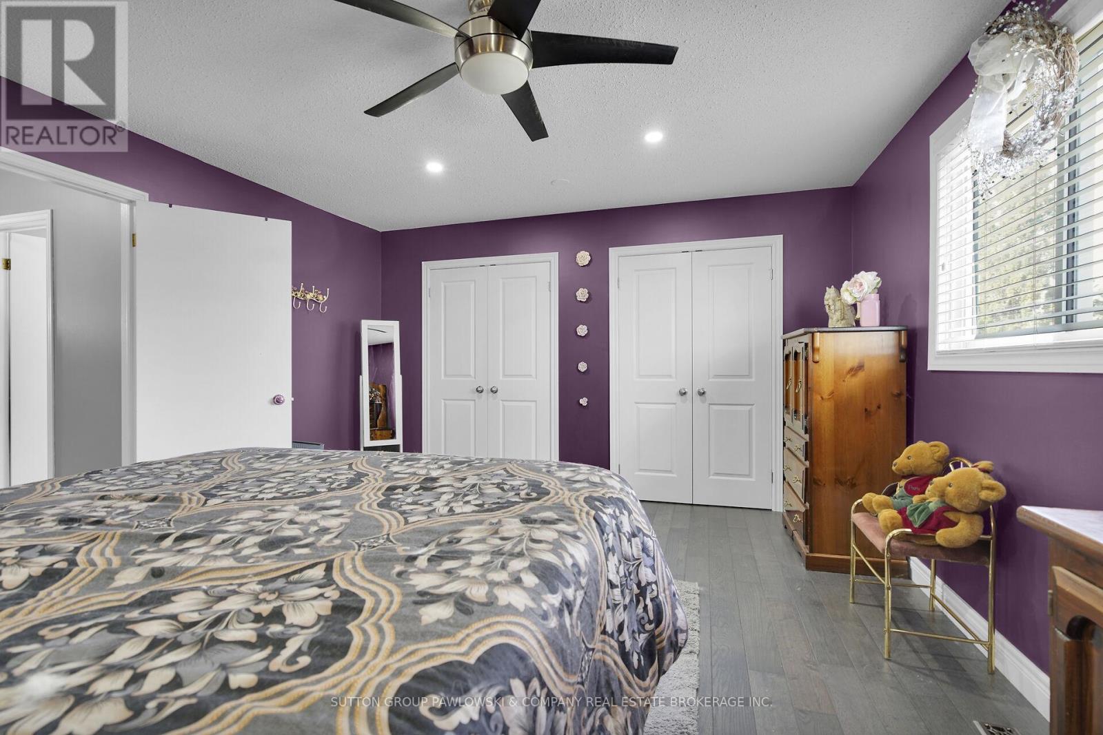 59 Golfview Crescent, London South (South Q), Ontario  N6C 5N3 - Photo 16 - X12456412